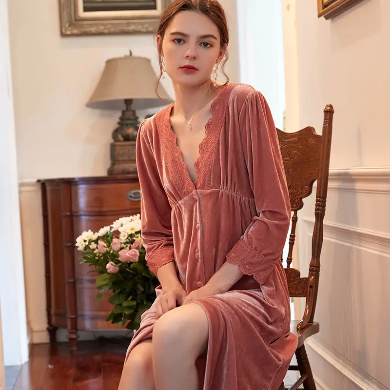 Lace Trim Front Buttons Pure Color V-Neck Long Sleeves Gold Velvet Knitted Midi Women Sleep Dress
Lace Trim Front Buttons Pure Color V-Neck Long Sleeves Gold Velvet Knitted Midi Women Sleep Dress