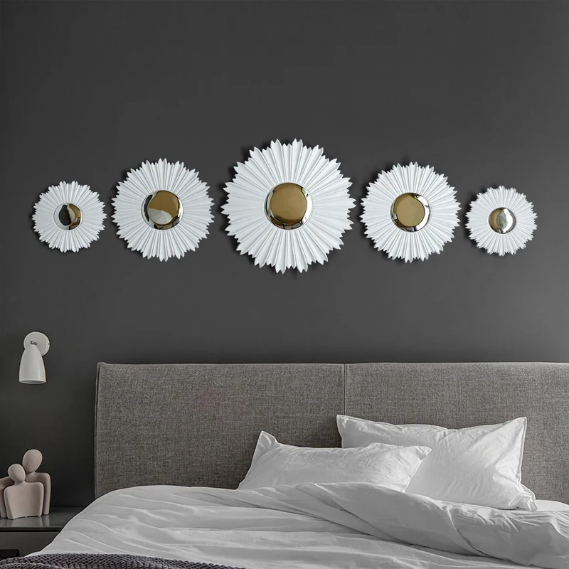 Resin wall decor living room round wall decorative mirrors Nordic luxury interior home decorations
Resin wall decor living room round wall decorative mirrors Nordic luxury interior home decorations