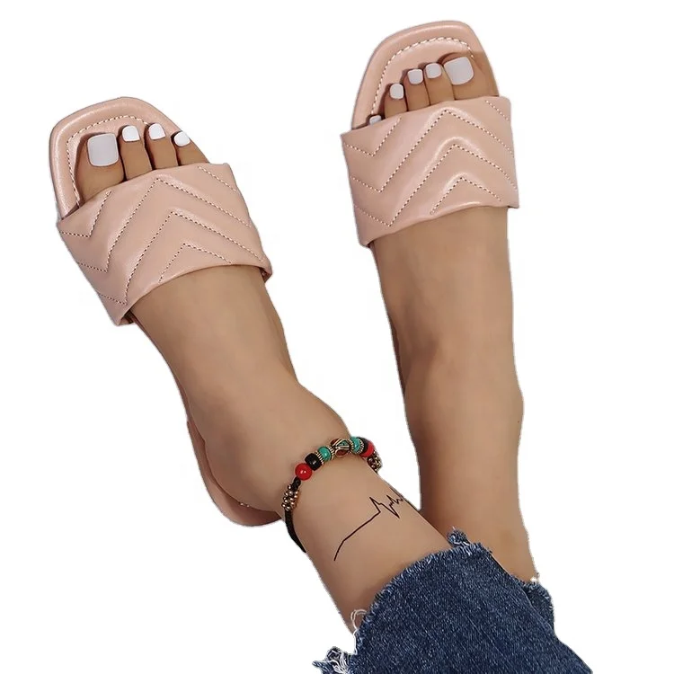Fashion Summer Women Flip Flops Female Korean Sandals And Slippers Leather Upper Sandals
Fashion Summer Women Flip Flops Female Korean Sandals And Slippers Leather Upper Sandals