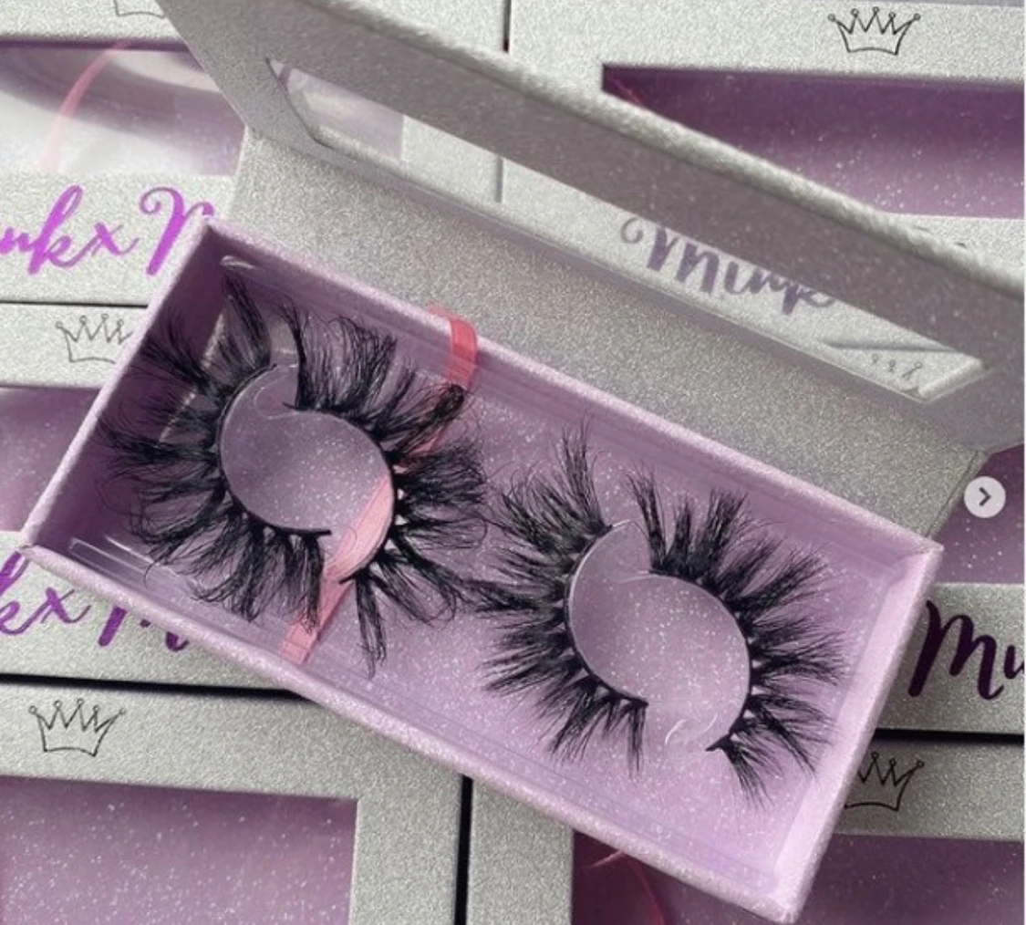 Wholesale private label eyelash vendor 5D luxury faux mink eyelashes 3d silk lashes with customized packaging box, Black color 
Wholesale private label eyelash vendor 5D luxury faux mink eyelashes 3d silk lashes with customized packaging box, Black color