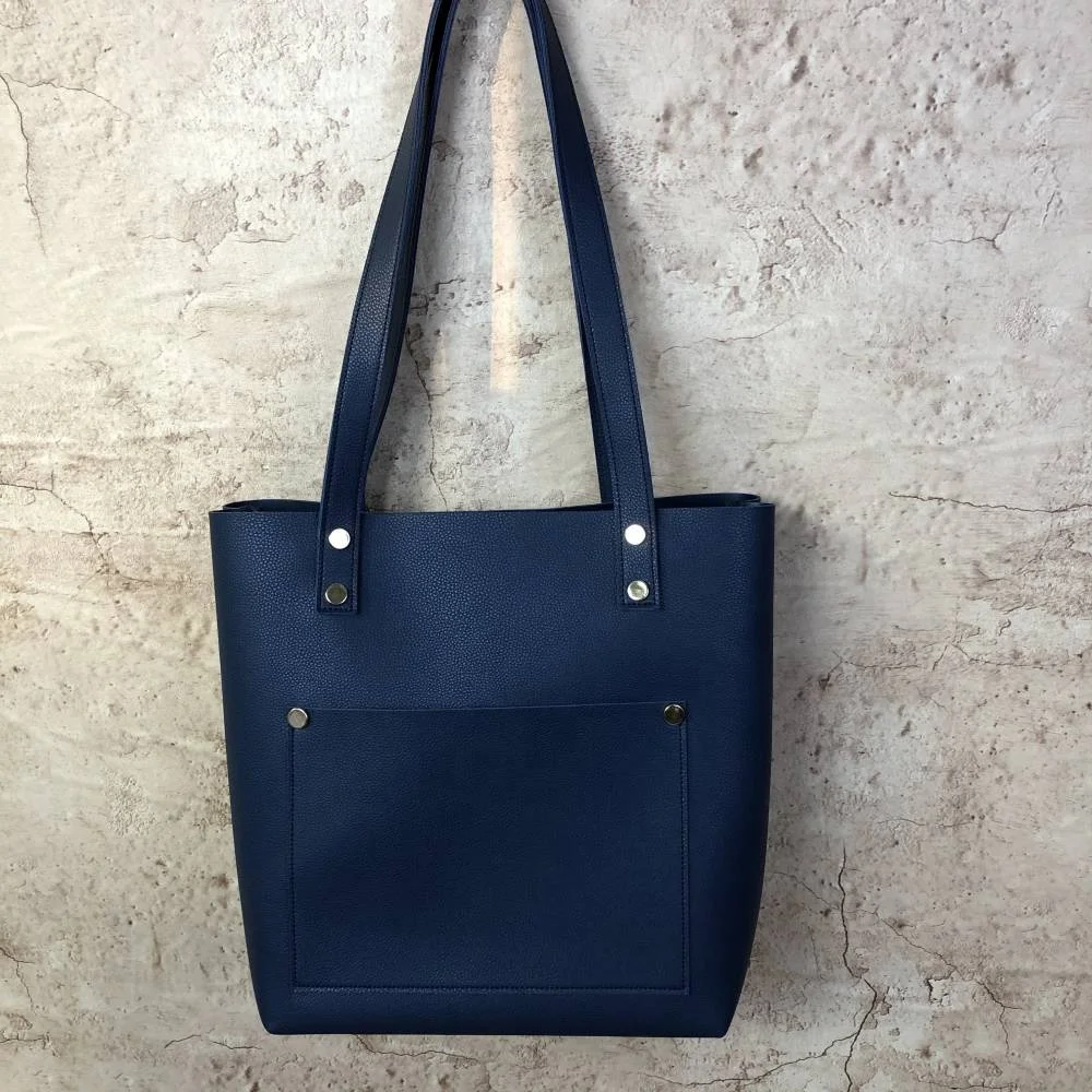 Customized Women Soft PU leather handbag high quality Female Luxury shoulder bag big shopper tote fashion solid color
Customized Women Soft PU leather handbag high quality Female Luxury shoulder bag big shopper tote fashion solid color