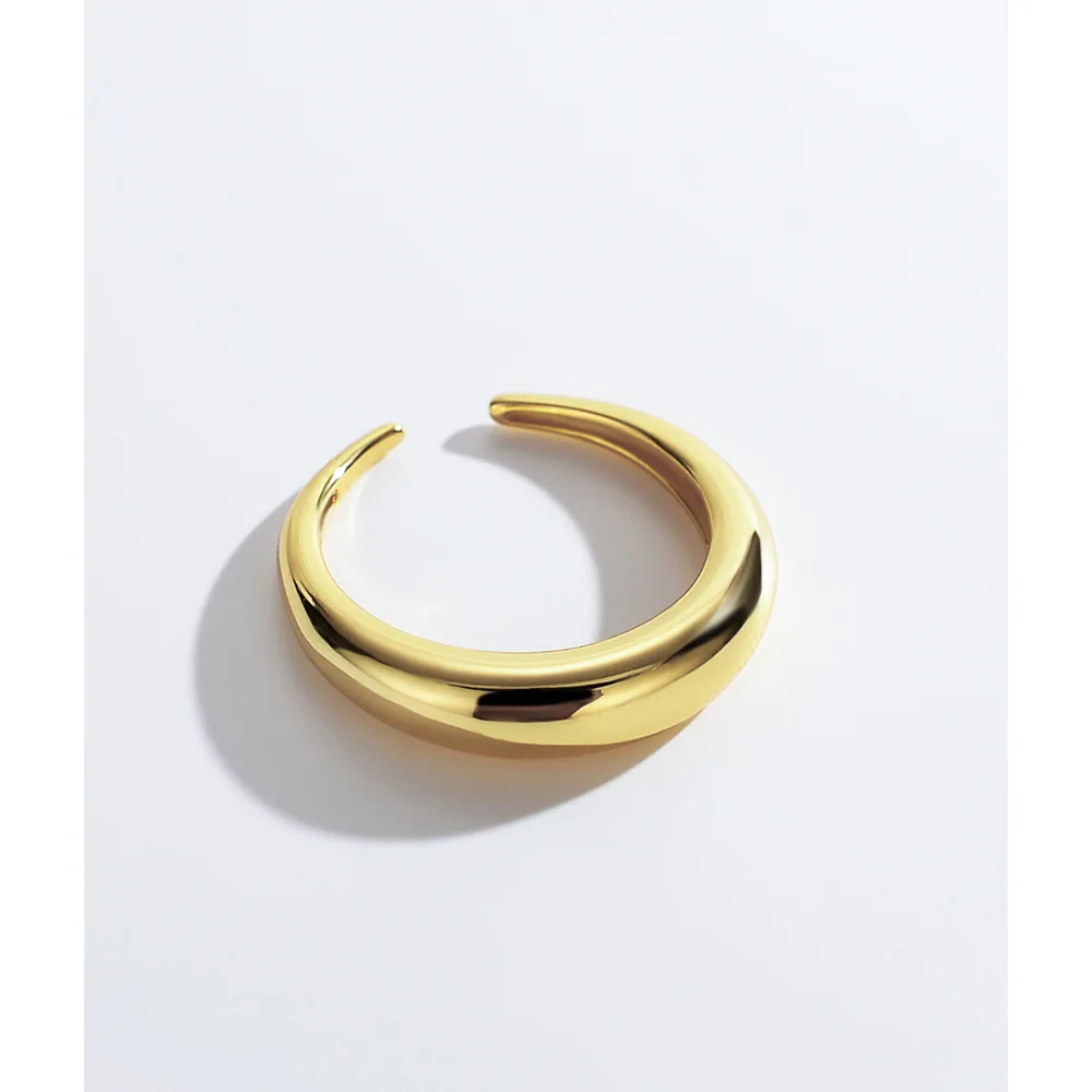 Minimalist Style Gold Plated 925 Sterling Silver High Polished Geometric Cambered Surface Open Rings
Minimalist Style Gold Plated 925 Sterling Silver High Polished Geometric Cambered Surface Open Rings