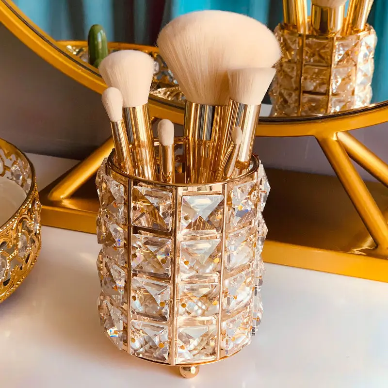 Maquiagem Maquillaje Luxury Diamond Bling Glitter Makeup Tool Cosmetic Storage Box Cup Cylinder Crystal Makeup Brush Holder, As show
Maquiagem Maquillaje Luxury Diamond Bling Glitter Makeup Tool Cosmetic Storage Box Cup Cylinder Crystal Makeup Brush Holder, As show