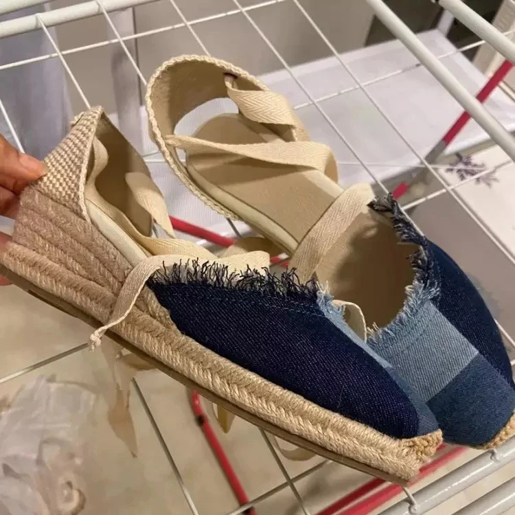2021 Promotional Sandals Sale Denim 0-3 cm Casual Wedge Canvas Covered Sapato Feminino Sandalias Mujer Wedge Low Heel
2021 Promotional Sandals Sale Denim 0-3 cm Casual Wedge Canvas Covered Sapato Feminino Sandalias Mujer Wedge Low Heel