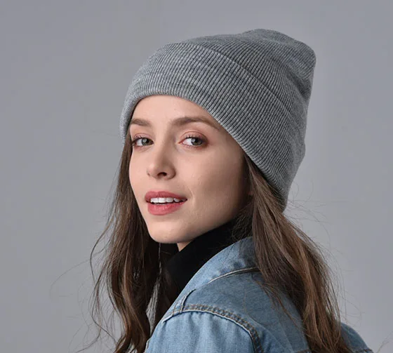 High Quality 100% Acrylic Knitted Winter Beanie Hat Custom Logo