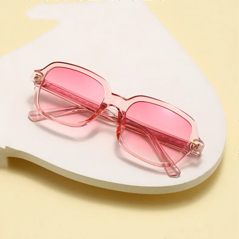 Wholesale custom ultralight shades high quality tr90 frame sun glasses small rectangle uv400 lenses sunglasses for unisex
Wholesale custom ultralight shades high quality tr90 frame sun glasses small rectangle uv400 lenses sunglasses for unisex