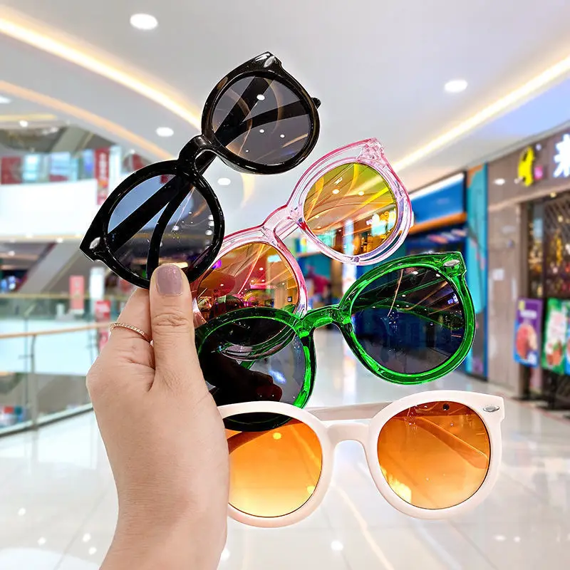 2024 New Product Wholesale Custom Logo Round Fashion Color Girls Children Kids Uv400 Polarized Sunglasses
2024 New Product Wholesale Custom Logo Round Fashion Color Girls Children Kids Uv400 Polarized Sunglasses