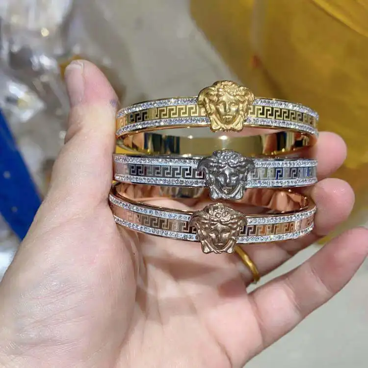 2021 New Style Multiple Titanium Steel Bangle Charm Bracelet Fashion Jewelry, Silver,gold,rose gold
2021 New Style Multiple Titanium Steel Bangle Charm Bracelet Fashion Jewelry, Silver,gold,rose gold