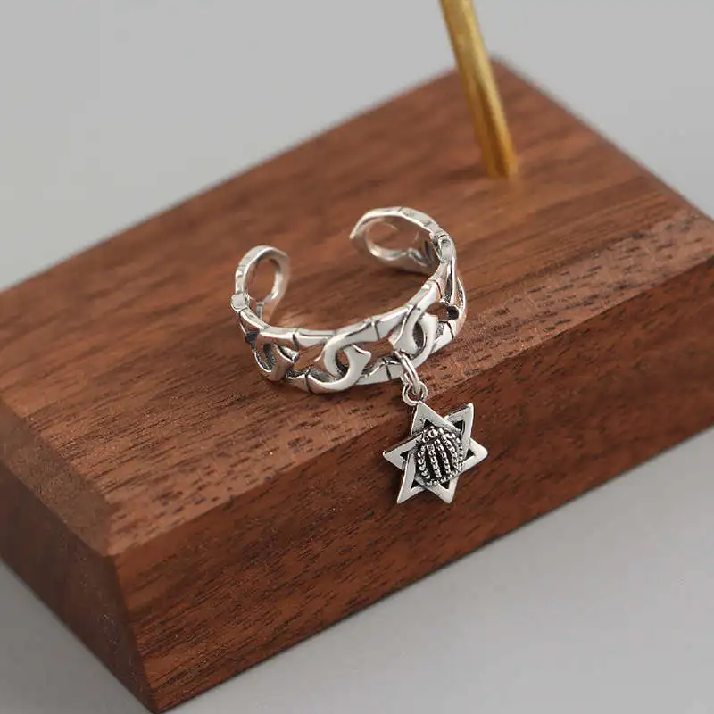 18k gold plated 925 sterling silver vintage INS style geometric six-pointed star crown all-match party ring
18k gold plated 925 sterling silver vintage INS style geometric six-pointed star crown all-match party ring