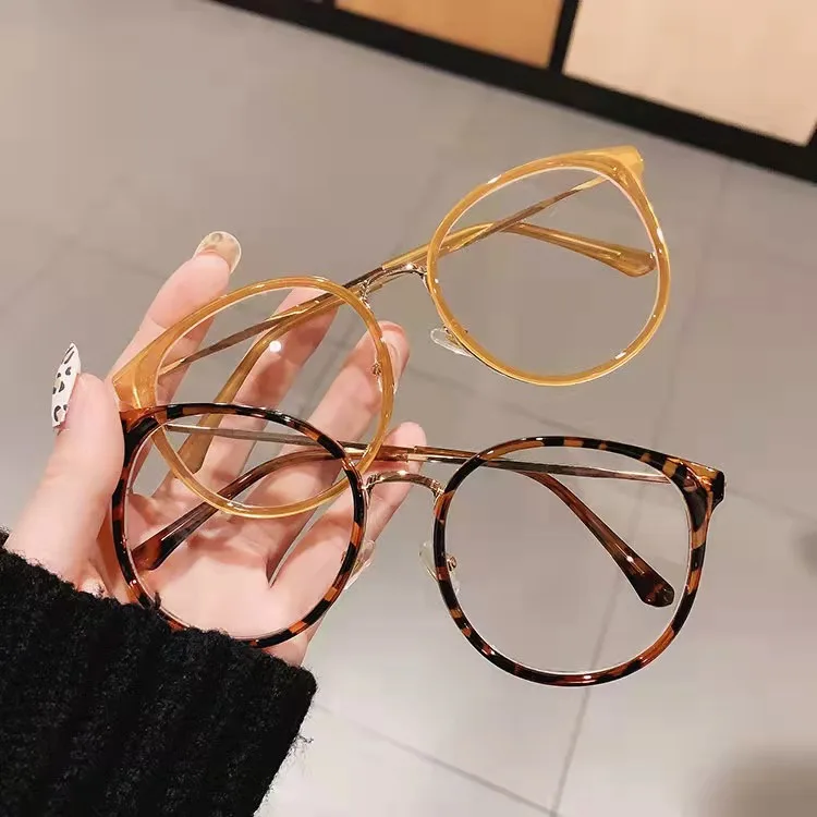 Wholesale Women Eyewear Women Eyeglasses Design Eye Glasses 2022 Newest Men Eyeglasses Frames Optical Glasses
Wholesale Women Eyewear Women Eyeglasses Design Eye Glasses 2022 Newest Men Eyeglasses Frames Optical Glasses