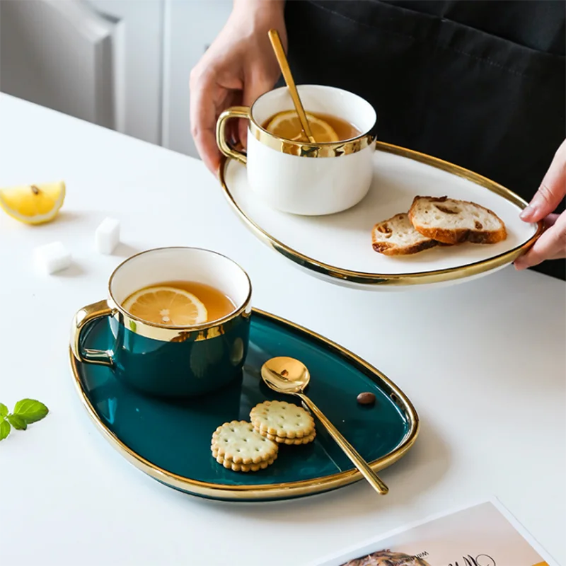 UCHOME Nordic Simple Tea Cup Gold Rim Ceramic Coffee Mug With Gold Handle Cat Ceramic Coffee Mugs with Saucer Spoon for Gift, White,green
UCHOME Nordic Simple Tea Cup Gold Rim Ceramic Coffee Mug With Gold Handle Cat Ceramic Coffee Mugs with Saucer Spoon for Gift, White,green