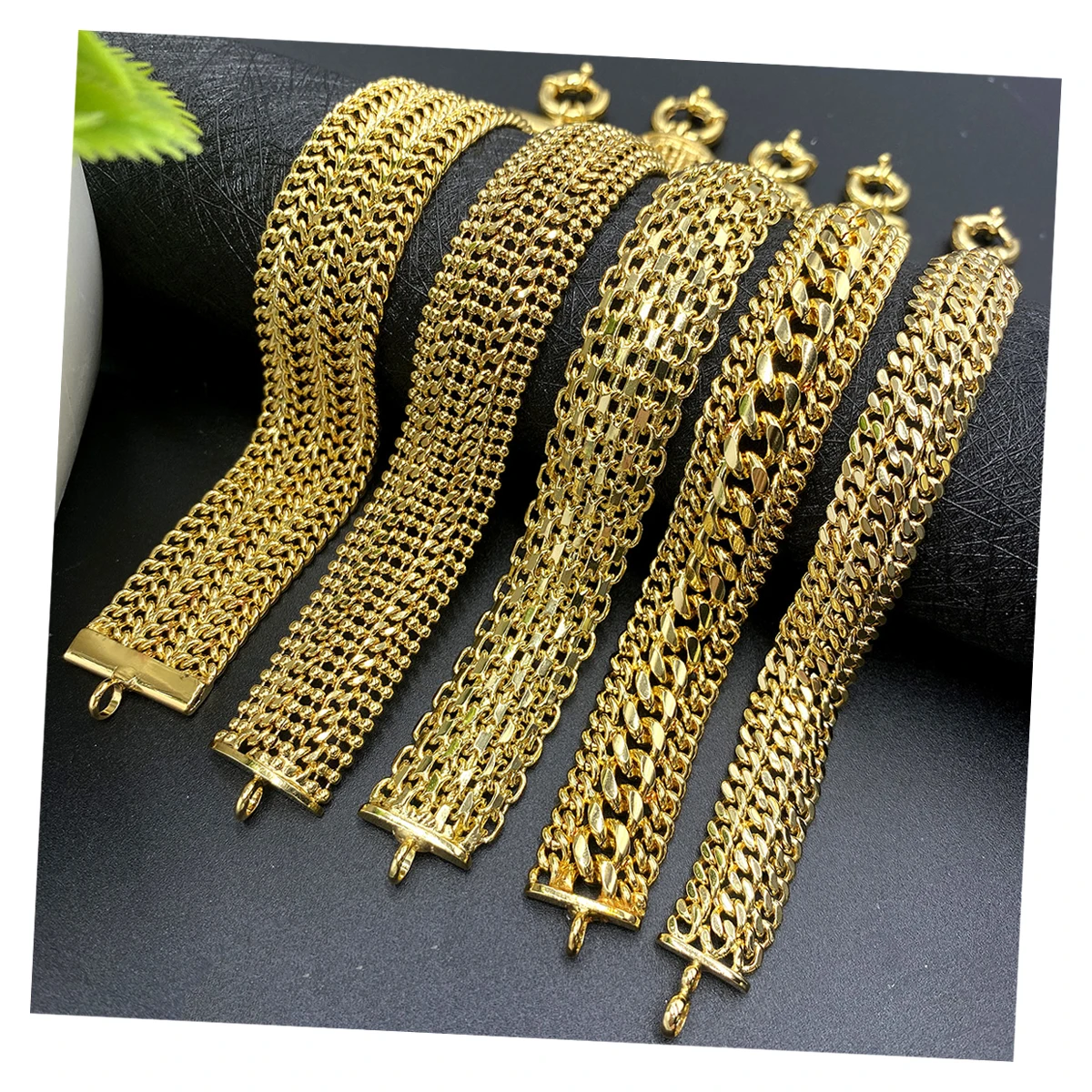 Zeadear wholesale brass jewelry hip hop chain 18k gold plated cuban link chain bracelet for men women
Zeadear wholesale brass jewelry hip hop chain 18k gold plated cuban link chain bracelet for men women