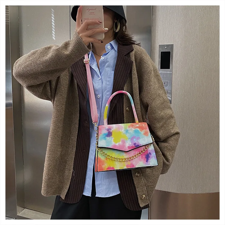 2021 Custom Ladies Chain Crossbody Bag leather handbag matt luxury handbags women handbag latest purse women hand bags, Customized color
2021 Custom Ladies Chain Crossbody Bag leather handbag matt luxury handbags women handbag latest purse women hand bags, Customized color