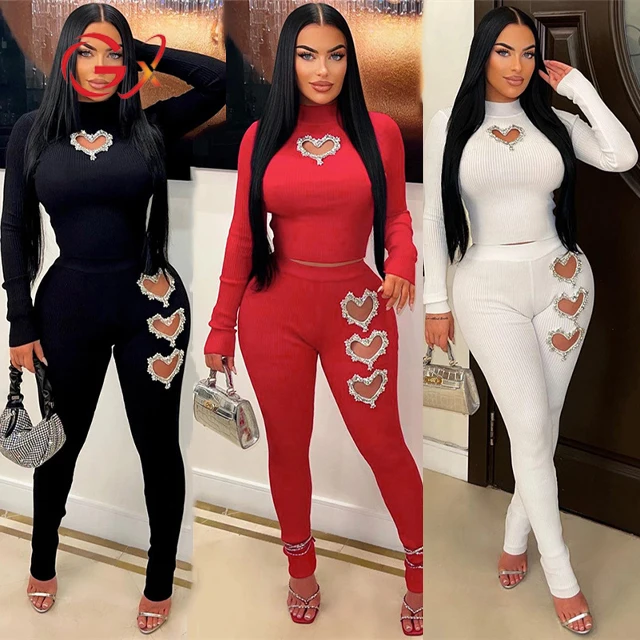 GX8430 Fashion Street Wear Lady Turtleneck Long Sleeve Love Design Hollow Rhinestone Tops and Pant 2 Piece Set Women Clothing
GX8430 Fashion Street Wear Lady Turtleneck Long Sleeve Love Design Hollow Rhinestone Tops and Pant 2 Piece Set Women Clothing