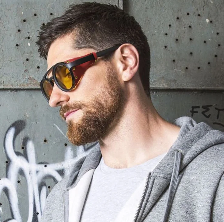 Lamaba Fashion Vintage Steampunk Style Round Sunglasses Leather Side Shield Design Sunglasses Men 2021
Lamaba Fashion Vintage Steampunk Style Round Sunglasses Leather Side Shield Design Sunglasses Men 2021