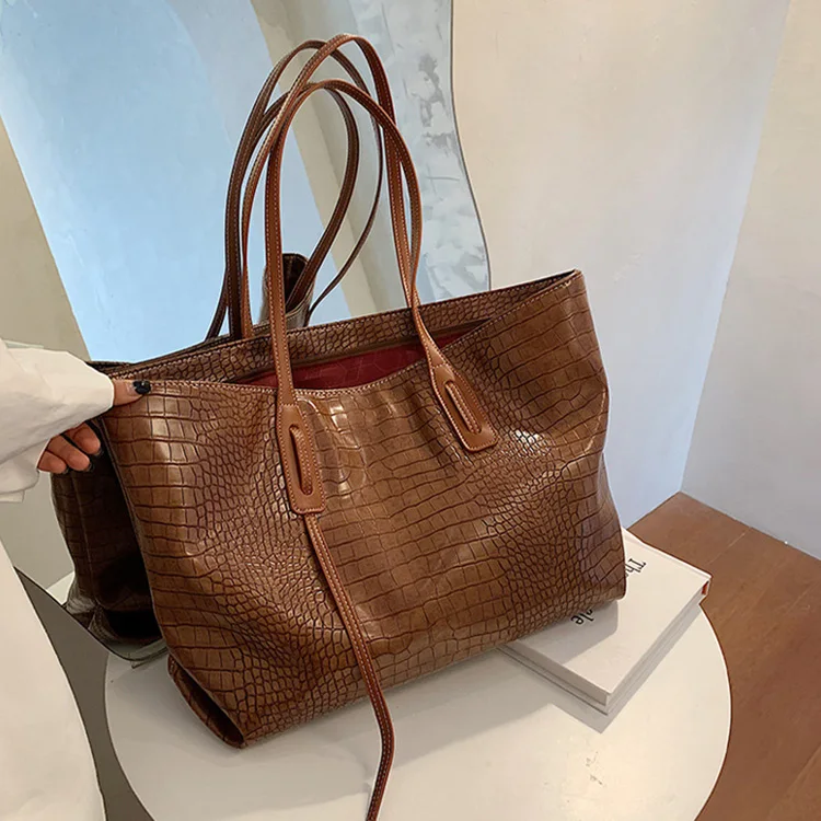 Lady Leather Handbag International Brand, Newest Handbag Travel Shoulder Bag Big For Lady Woman
Lady Leather Handbag International Brand, Newest Handbag Travel Shoulder Bag Big For Lady Woman