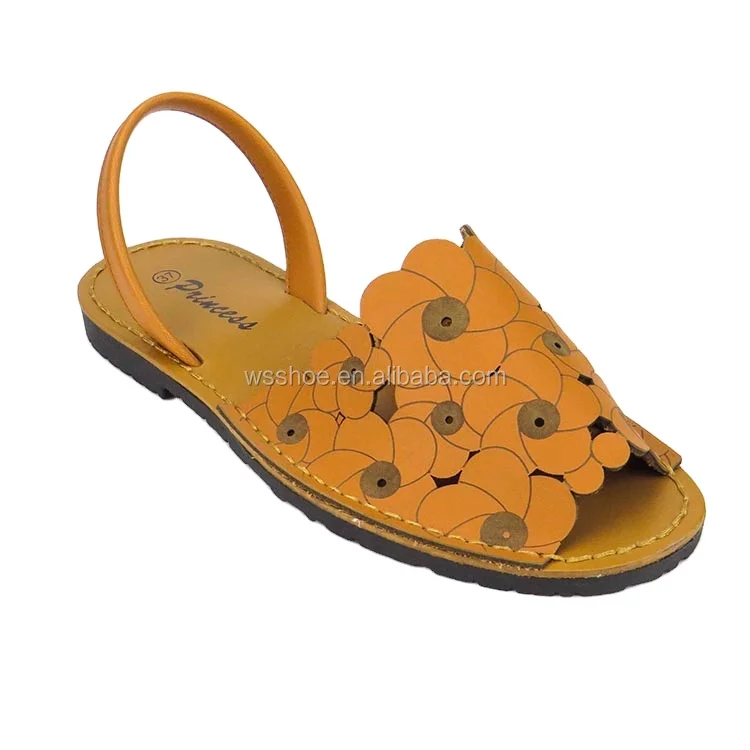 flat comfortable nice carving flower vamp Avarca Spain handmade leather sandals