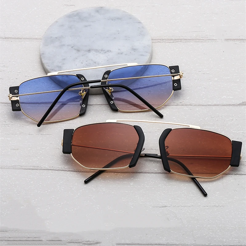 High Quality Fashion CD Small Frame Metal Sun Glasses Trend Ins Wind Street Sunglasses for Men Women
High Quality Fashion CD Small Frame Metal Sun Glasses Trend Ins Wind Street Sunglasses for Men Women