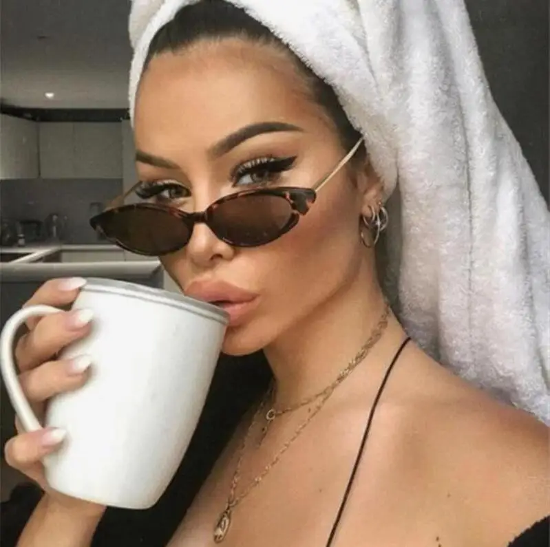 Retro Small Cat Eye Fashion Shades Ladies Unique Sunglasses 2021 Vintage Cateye Sun Glasses For Women, Custom colors
Retro Small Cat Eye Fashion Shades Ladies Unique Sunglasses 2021 Vintage Cateye Sun Glasses For Women, Custom colors