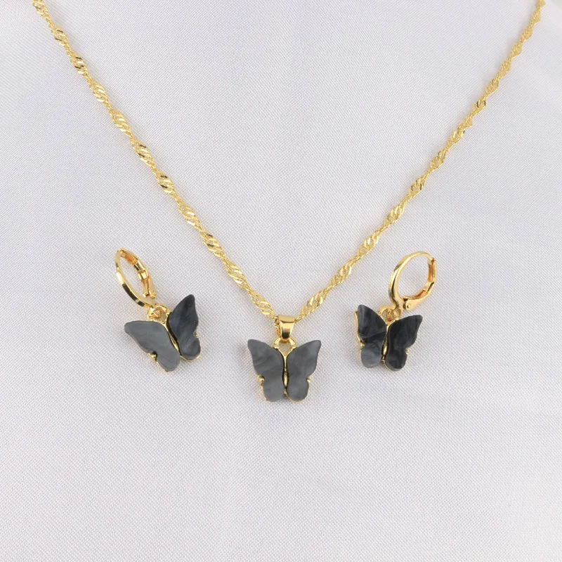2022 New Arrival Trendy Acrylic Earring and Necklace Accessories Jewelry Butterfly Set for Women, Gold
2022 New Arrival Trendy Acrylic Earring and Necklace Accessories Jewelry Butterfly Set for Women, Gold