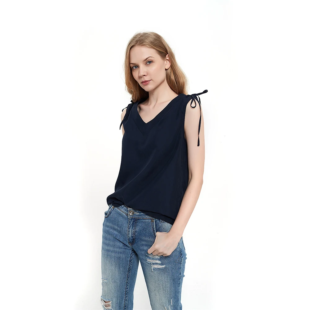 High Quality Fashion Design Sleeveless V-neck Loose Top Lenzing Modal Sustainable Fabric, Solid color
High Quality Fashion Design Sleeveless V-neck Loose Top Lenzing Modal Sustainable Fabric, Solid color