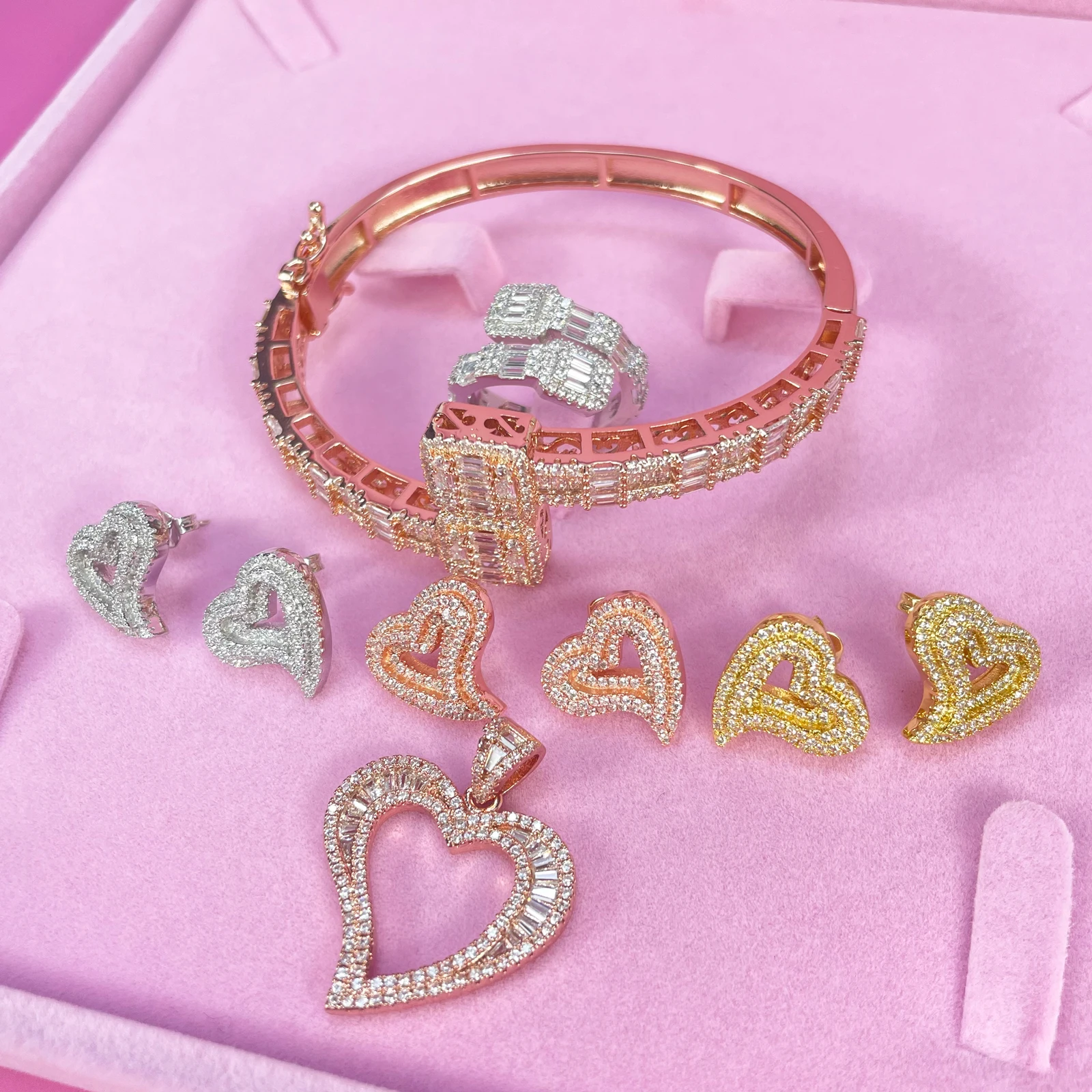 women jewelry set cz baguette earrings pendant bracelet set iced out bling bling pink women hip hop heart jewelry bundle, Gold, white gold, rose gold
women jewelry set cz baguette earrings pendant bracelet set iced out bling bling pink women hip hop heart jewelry bundle, Gold, white gold, rose gold