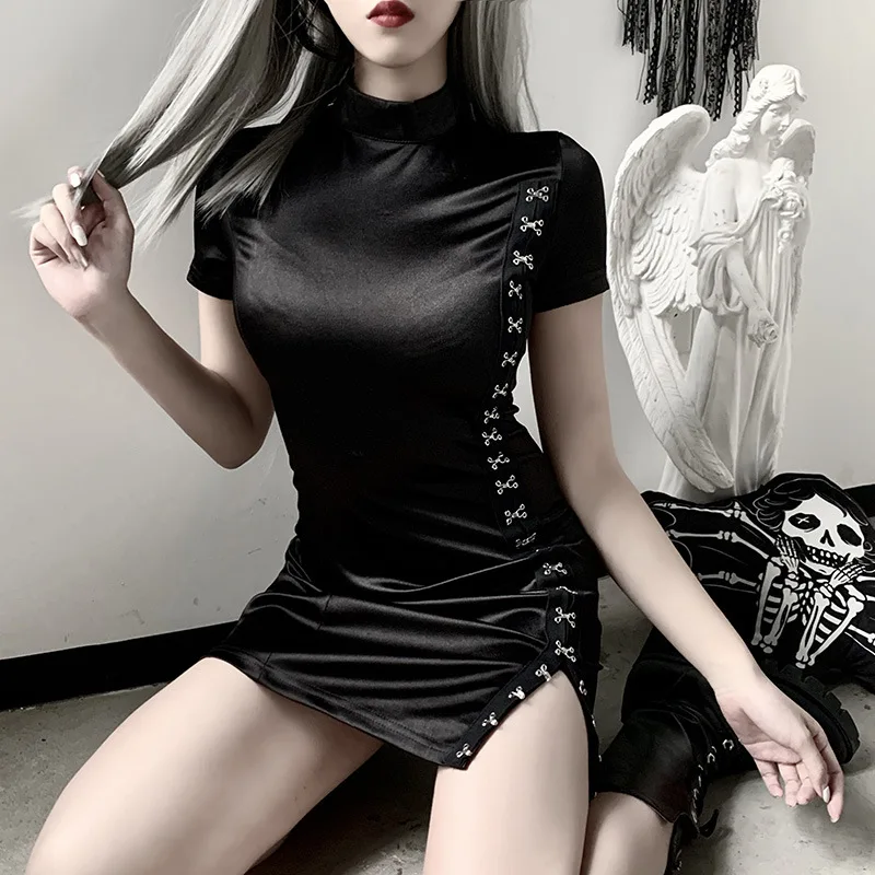 Dark Gothic Short Sleeve Split Dress Women Retro Modified Short Skirt Cheongsam Hip Skirt Mini Harajuku Casual Female Dress
Dark Gothic Short Sleeve Split Dress Women Retro Modified Short Skirt Cheongsam Hip Skirt Mini Harajuku Casual Female Dress
