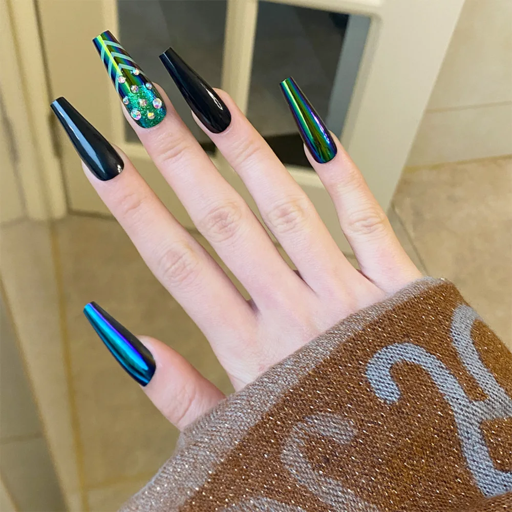 Missbloom Factory Price Luxury Artificial Fingernails Wholesale Handmade Press On Nails With Rhinestone
Missbloom Factory Price Luxury Artificial Fingernails Wholesale Handmade Press On Nails With Rhinestone