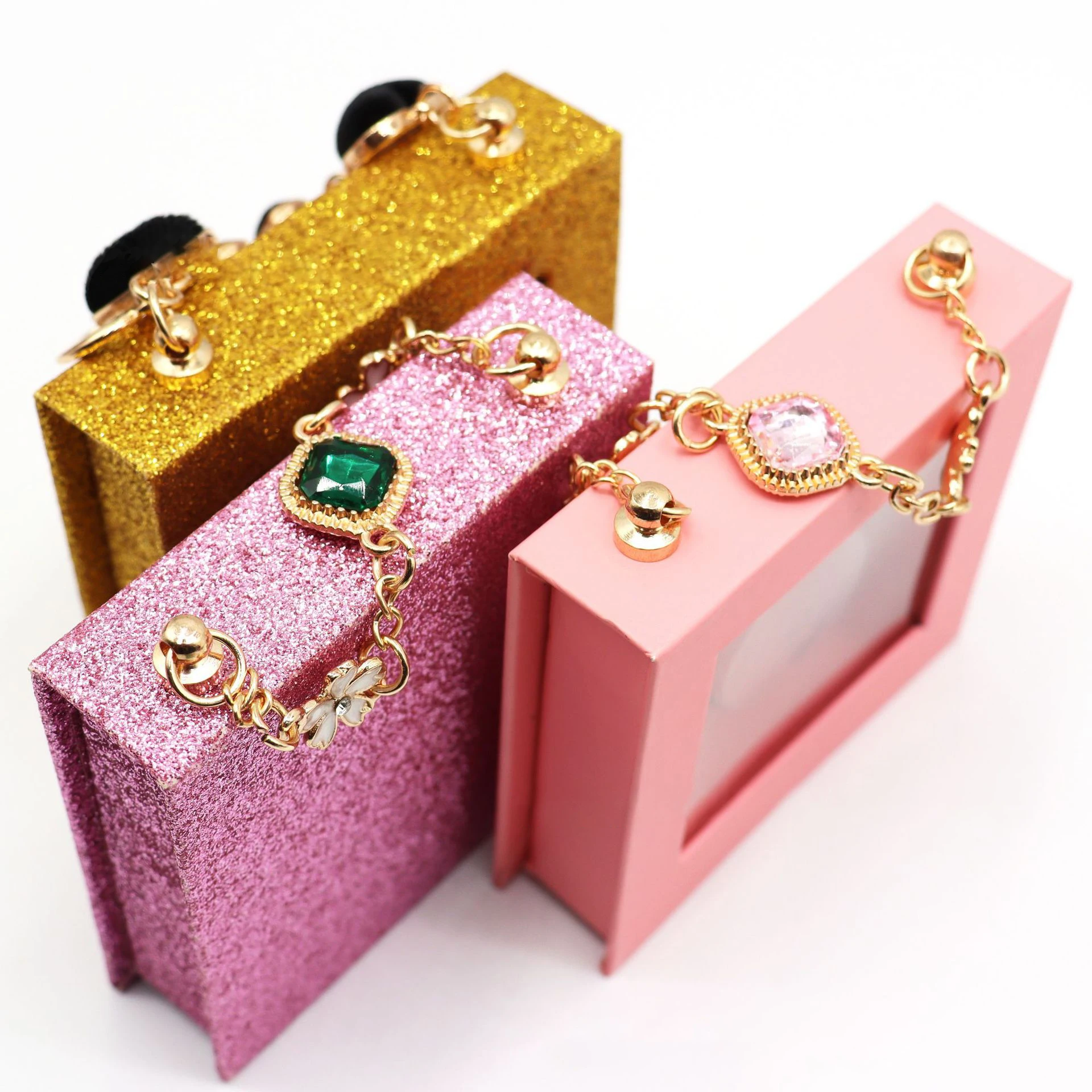 Lash Case New Design Eyelashes Custom Packaging Box With Chain Luxury Eyelash Boxes
Lash Case New Design Eyelashes Custom Packaging Box With Chain Luxury Eyelash Boxes