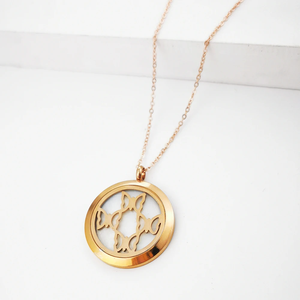 European and American retro fashion trendy men and women hollow butterfly clavicle chain pendant, Red
European and American retro fashion trendy men and women hollow butterfly clavicle chain pendant, Red