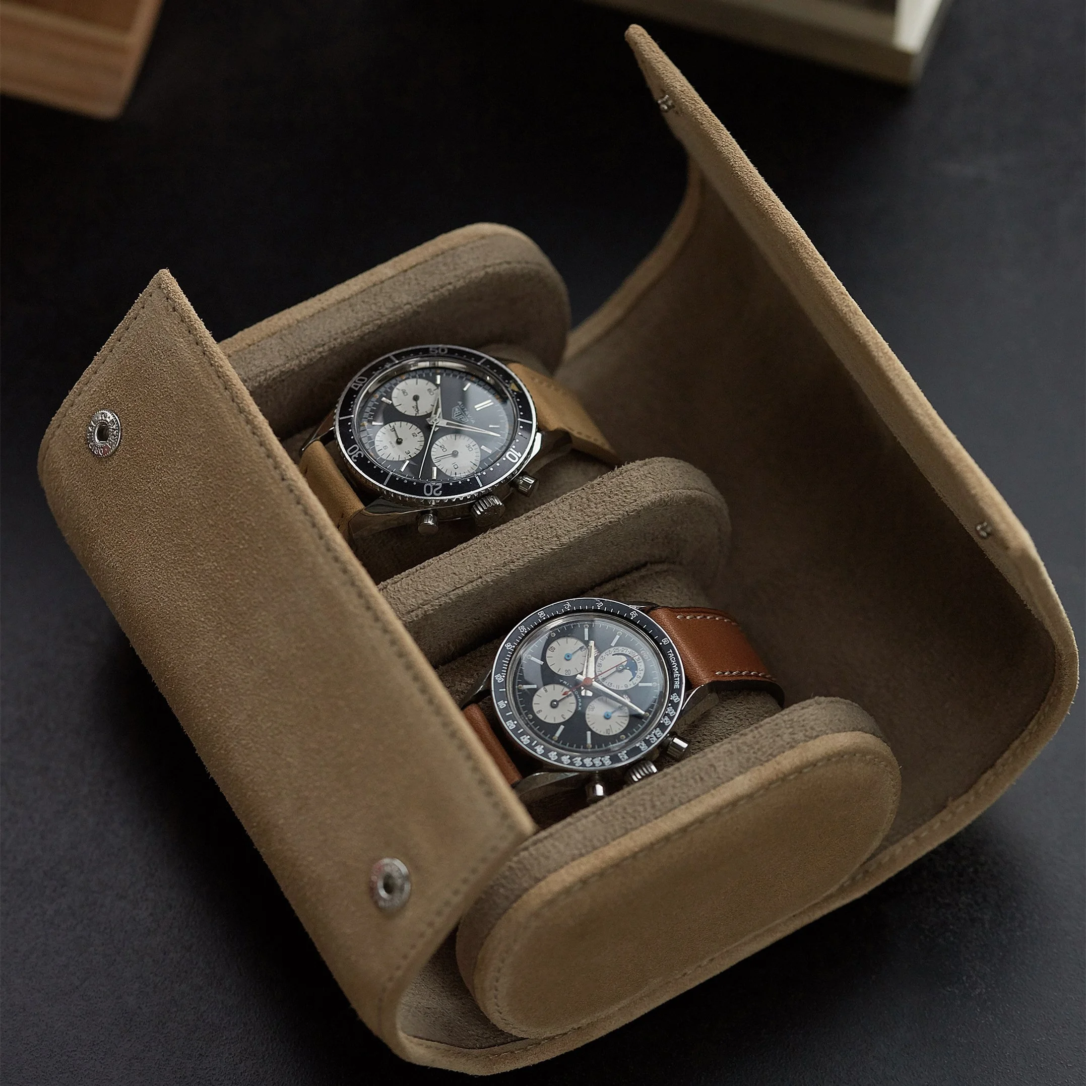Sharemore personalized 2 slot genuine Watches Storage Roll Real leather watch box wristwatch boxes travel watch roll case, Black
Sharemore personalized 2 slot genuine Watches Storage Roll Real leather watch box wristwatch boxes travel watch roll case, Black