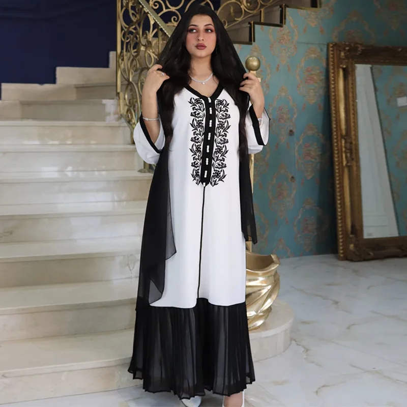 UAE Middle East 2021 Four Seasons Dress Women Embroidered Lace Chiffon Dubai Robe Muslim abaya, As picture
UAE Middle East 2021 Four Seasons Dress Women Embroidered Lace Chiffon Dubai Robe Muslim abaya, As picture