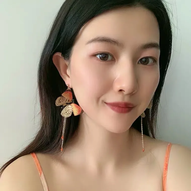 2022 Trend Gorgeous Fairy Long Tassel Butterfly Earrings Butterfly Summer Ear Drop For Girls
2022 Trend Gorgeous Fairy Long Tassel Butterfly Earrings Butterfly Summer Ear Drop For Girls