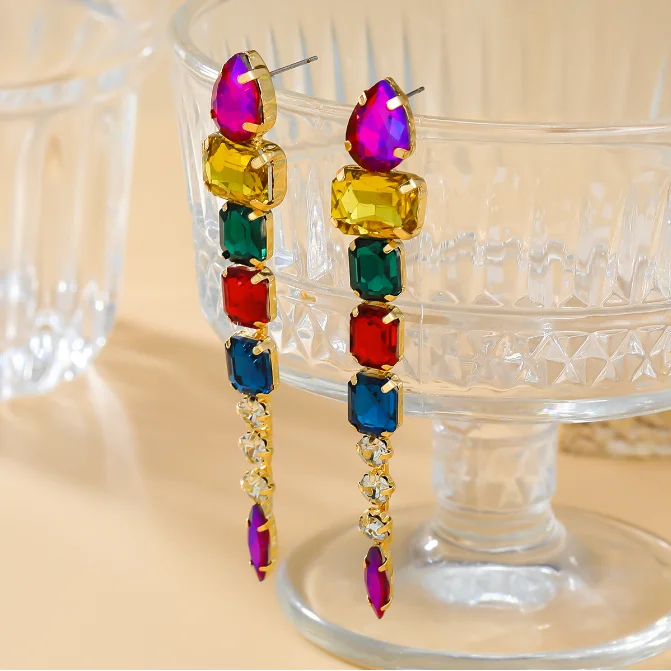 Luxury Shiny Fashion Long Tassel Full Rhinestone Drop Earrings for Women Crystal Water Drop geometric Dangle Earring
Luxury Shiny Fashion Long Tassel Full Rhinestone Drop Earrings for Women Crystal Water Drop geometric Dangle Earring