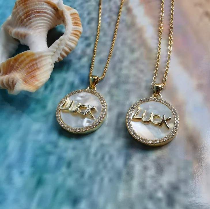 Jialin jewelry 18k gold ins white mother of pearl sea shell good luck letter pendant charm Necklace
Jialin jewelry 18k gold ins white mother of pearl sea shell good luck letter pendant charm Necklace