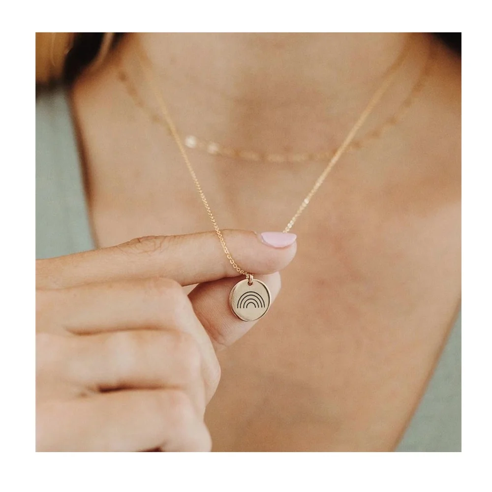 Hot Trendy Minimalist Jewelry Stainless Steel Gold Plated Choker Engraved Snow flake Sun and Moon Star Necklace Pendant 
Hot Trendy Minimalist Jewelry Stainless Steel Gold Plated Choker Engraved Snow flake Sun and Moon Star Necklace Pendant