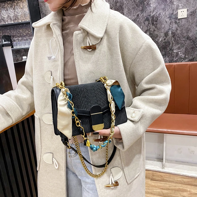 Fashion High Quality Pu Leather Shoulder Bag Women Simple Crossbody Bag Ladies Leather Bags Handbags with Scarves, As picture
Fashion High Quality Pu Leather Shoulder Bag Women Simple Crossbody Bag Ladies Leather Bags Handbags with Scarves, As picture