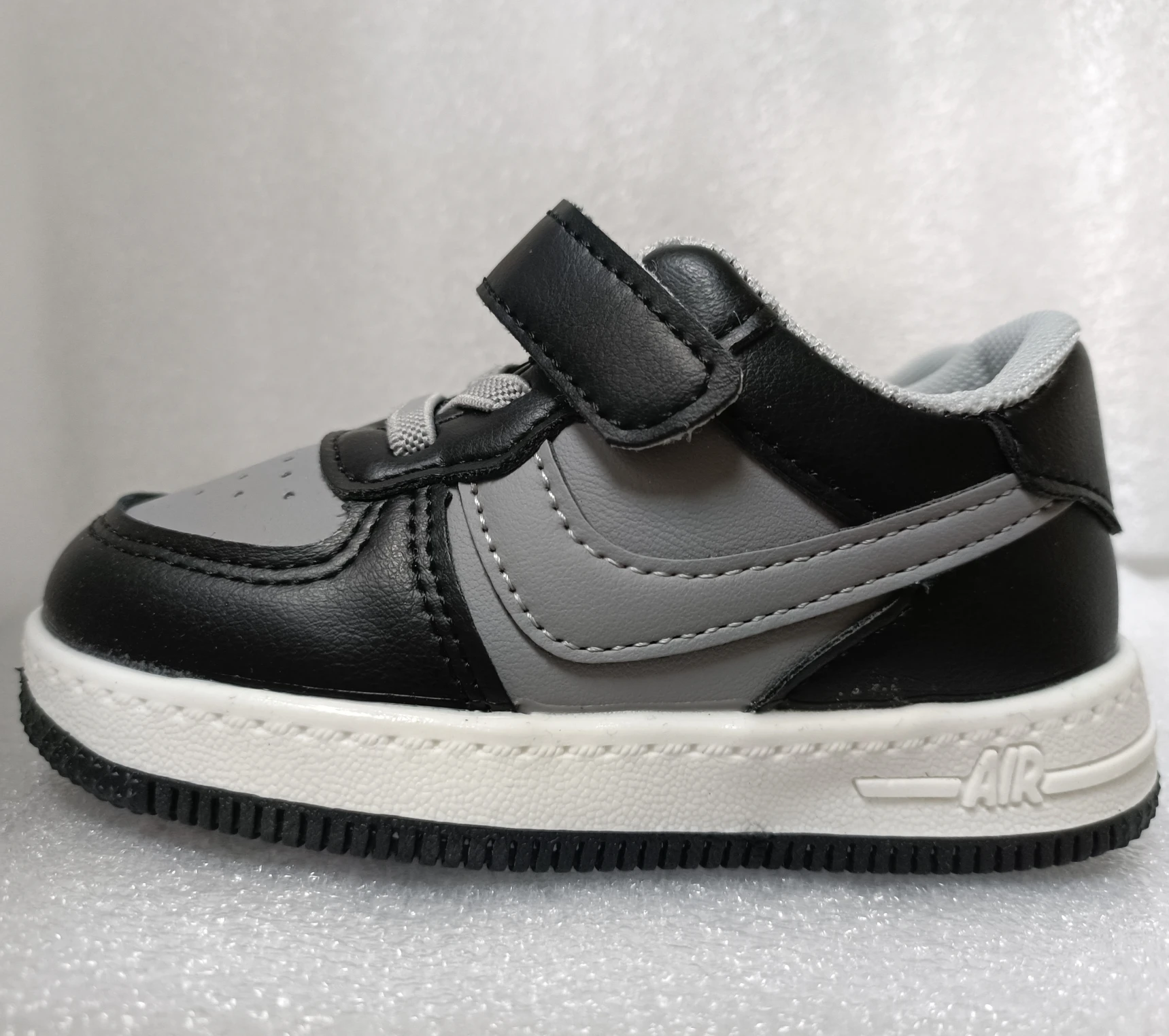 Fashion Lovely Solid Color Baby First Walkers Sports Shoes Girls Boys Sneakers Outdoor Soft Soled Breathable Cute Sports Shoes, Brown/white/pink/gray
Fashion Lovely Solid Color Baby First Walkers Sports Shoes Girls Boys Sneakers Outdoor Soft Soled Breathable Cute Sports Shoes, Brown/white/pink/gray