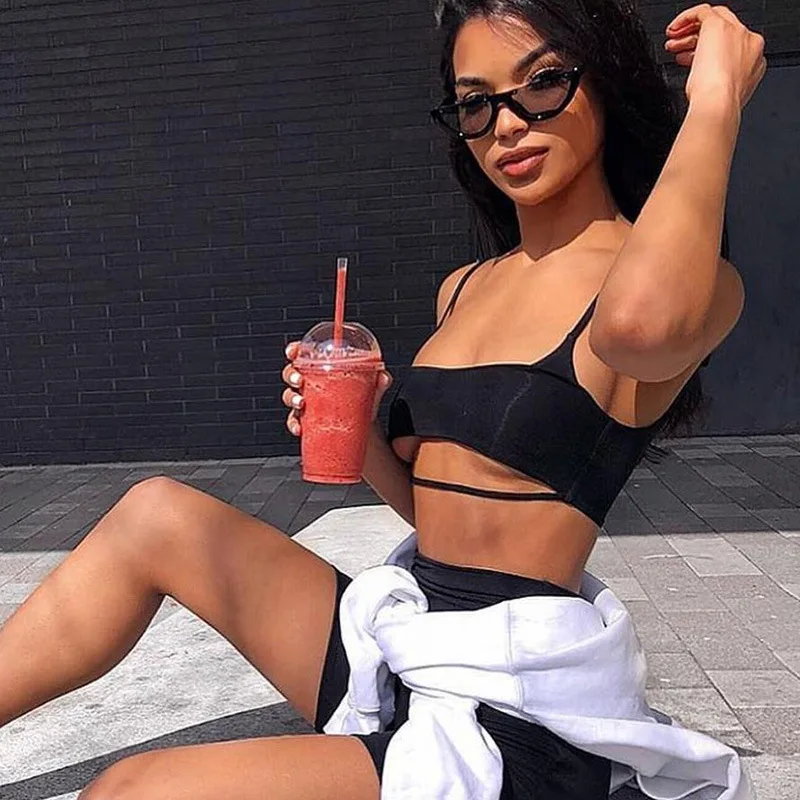 sleeveless crop tank top high waist 2 pieces set sexy shorts 2021 summer new fitness streetwear
sleeveless crop tank top high waist 2 pieces set sexy shorts 2021 summer new fitness streetwear