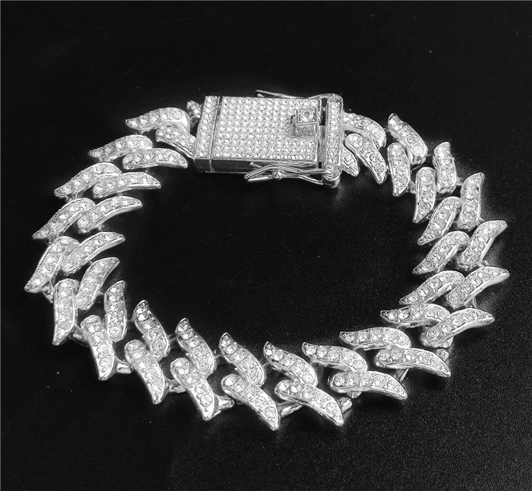 Hot style men's hip hop punk rock trendy single row diamond 20mm thorns Cuban bracelet, Silver,gold or custom
Hot style men's hip hop punk rock trendy single row diamond 20mm thorns Cuban bracelet, Silver,gold or custom