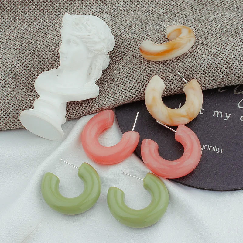 JUHU 2021 New Fashion Candy Color C-shaped Earrings Korea Ins Personality Simple Temperament Female Earrings Resin, Colorful
JUHU 2021 New Fashion Candy Color C-shaped Earrings Korea Ins Personality Simple Temperament Female Earrings Resin, Colorful