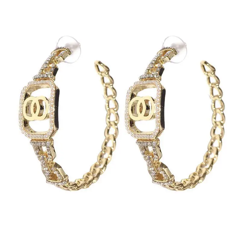 Japanese and Korean fashion personality wild letter big circle circle 925 silver needle popular brand COCO earrings
Japanese and Korean fashion personality wild letter big circle circle 925 silver needle popular brand COCO earrings