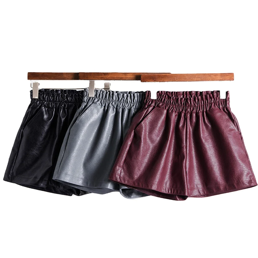 High Quality PU Leather Shorts Women Black Short Pants with Pockets Loose Casual Elastic Waist
High Quality PU Leather Shorts Women Black Short Pants with Pockets Loose Casual Elastic Waist