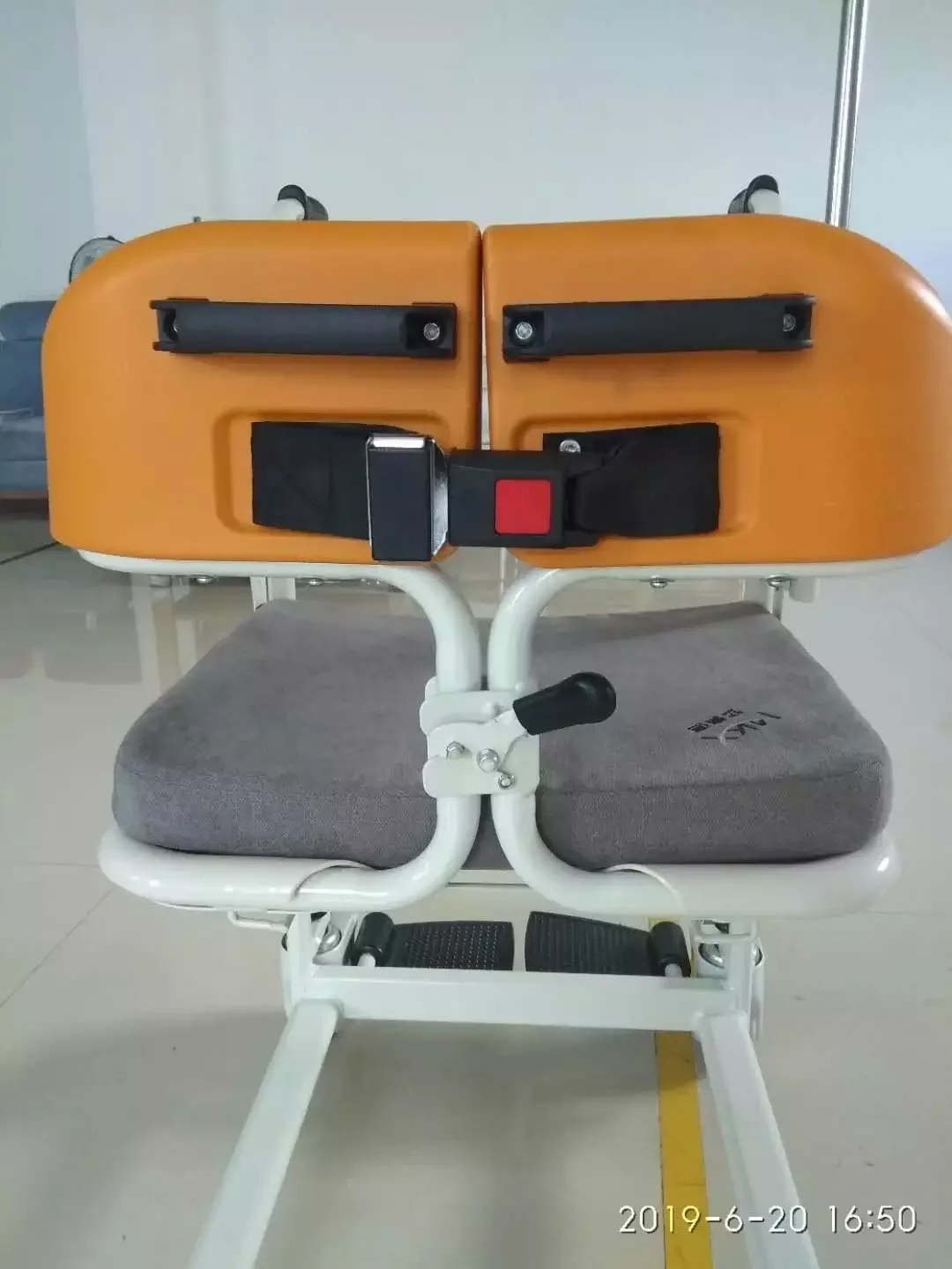 2020 New invention patient transfer lift toilet wheelchair for Disabled