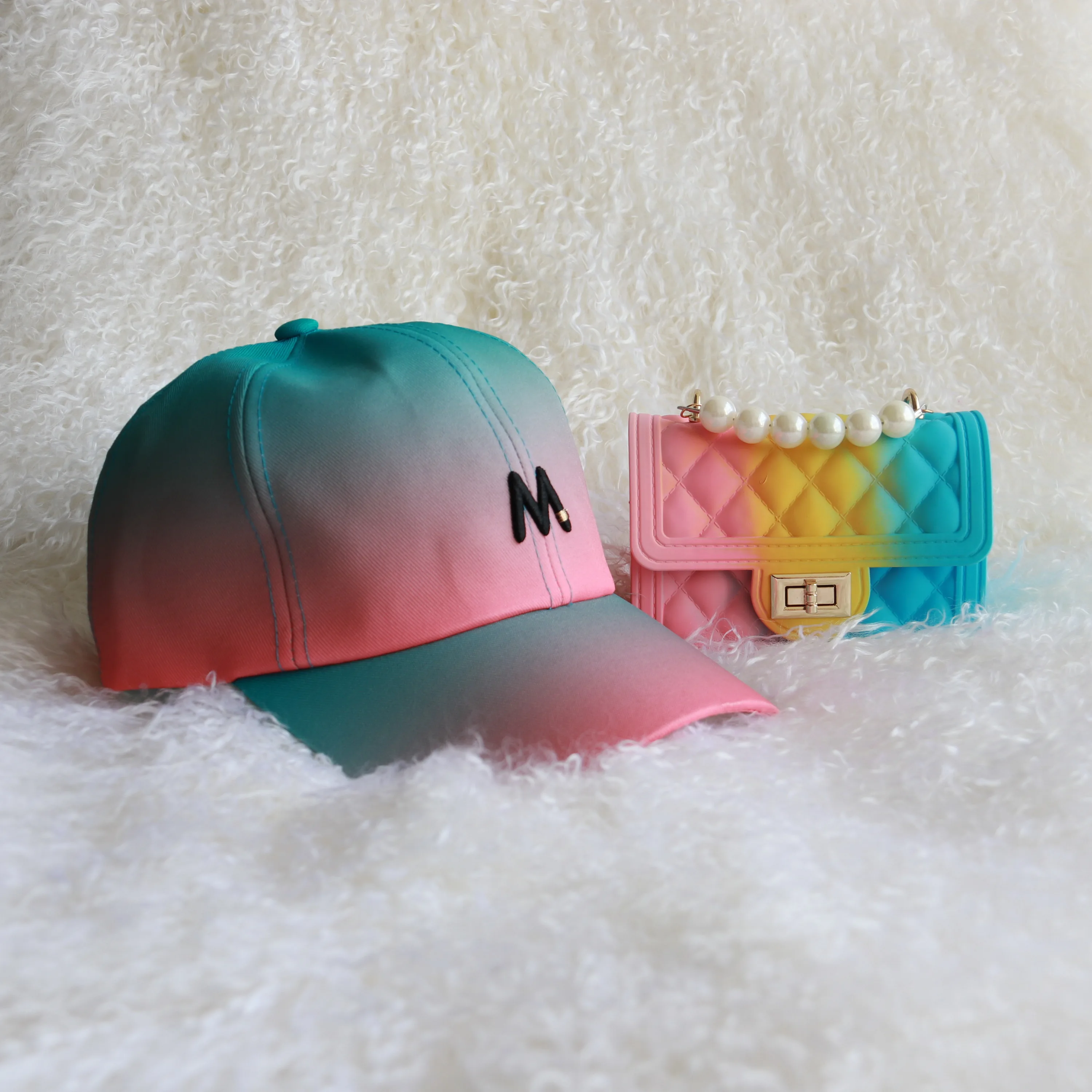 2021 Jelly Handbags Bucket Hat Sets New SAC Messenger Bag A Main Matching Bucket Hat and Purse Set Women Wholesale
2021 Jelly Handbags Bucket Hat Sets New SAC Messenger Bag A Main Matching Bucket Hat and Purse Set Women Wholesale