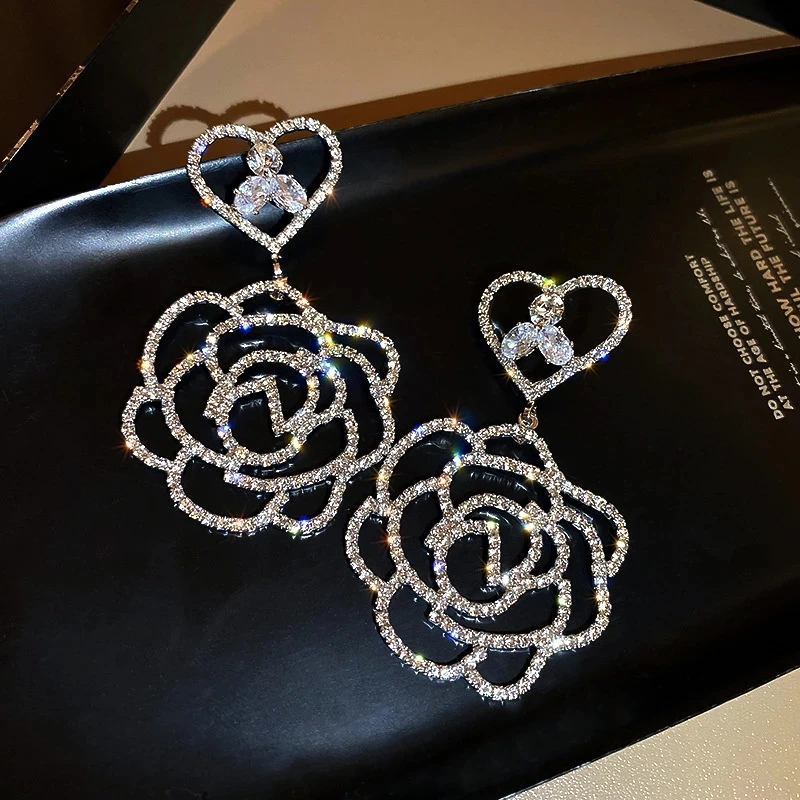 Kaimei Weddings Jewelry Accessories Hollow Rose Rhinestone Drop Earrings for Women Oversize Flower Crystal Dangle Earrings, Many colors fyi
Kaimei Weddings Jewelry Accessories Hollow Rose Rhinestone Drop Earrings for Women Oversize Flower Crystal Dangle Earrings, Many colors fyi