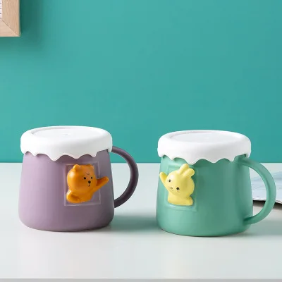Cute cartoon bear cute rabbit couple ceramic mug with lid, As the picture show 
Cute cartoon bear cute rabbit couple ceramic mug with lid, As the picture show