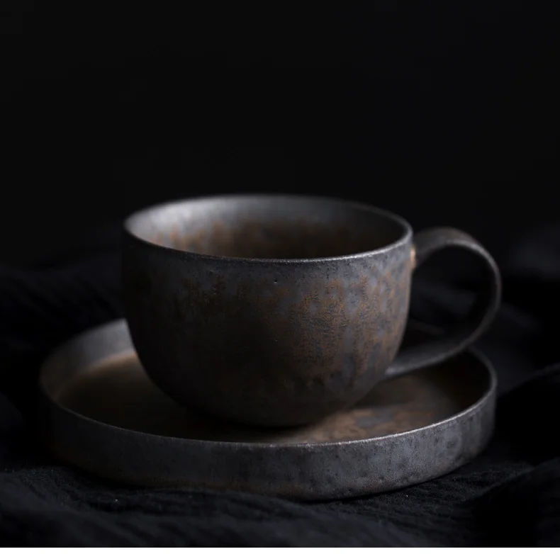Japanese Porcelain Tea Cups Retro Coffee Cup Vintage Household Latte Cup Black, White mug/black mug
Japanese Porcelain Tea Cups Retro Coffee Cup Vintage Household Latte Cup Black, White mug/black mug