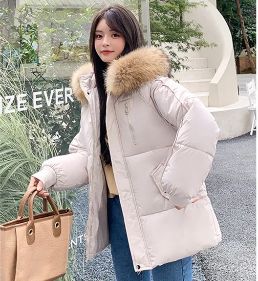 New Winter Women Fur Collar Parkas Jackets Fashion Hooded Thicken Warm Padded Coat Female Lady Winter Outwear Jacket parkas
New Winter Women Fur Collar Parkas Jackets Fashion Hooded Thicken Warm Padded Coat Female Lady Winter Outwear Jacket parkas