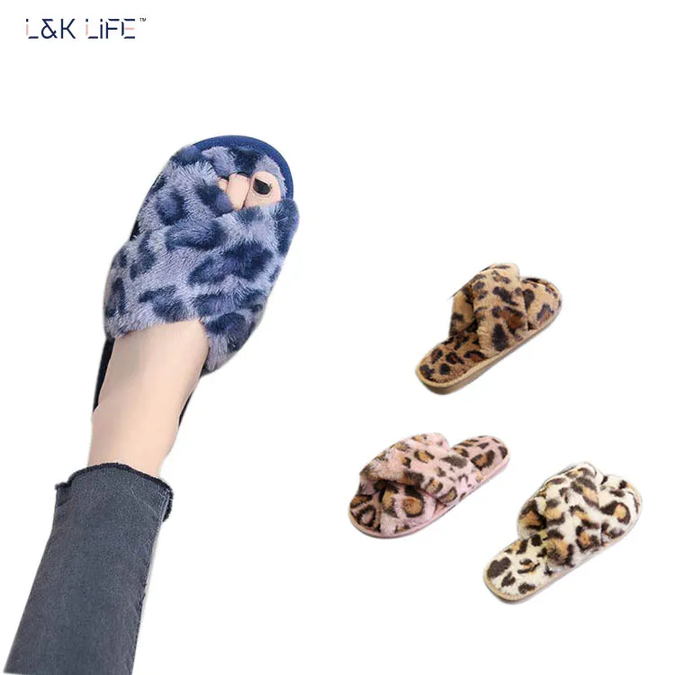 Women's Cross Band Soft Plush Fleece House Indoor or Outdoor Slippers, Leopard print
Women's Cross Band Soft Plush Fleece House Indoor or Outdoor Slippers, Leopard print